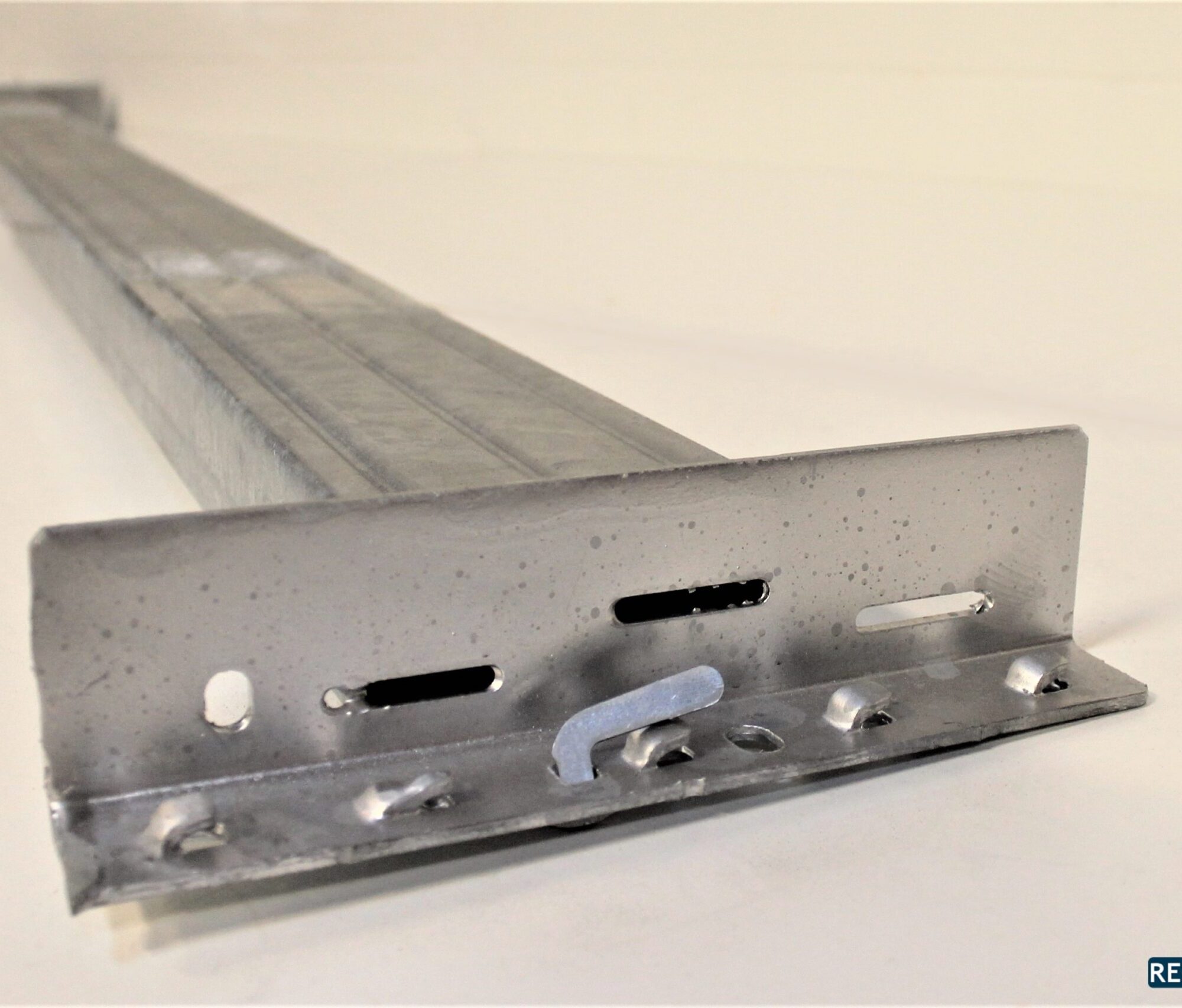 EUS varmgalvaniseret 1850x100mm