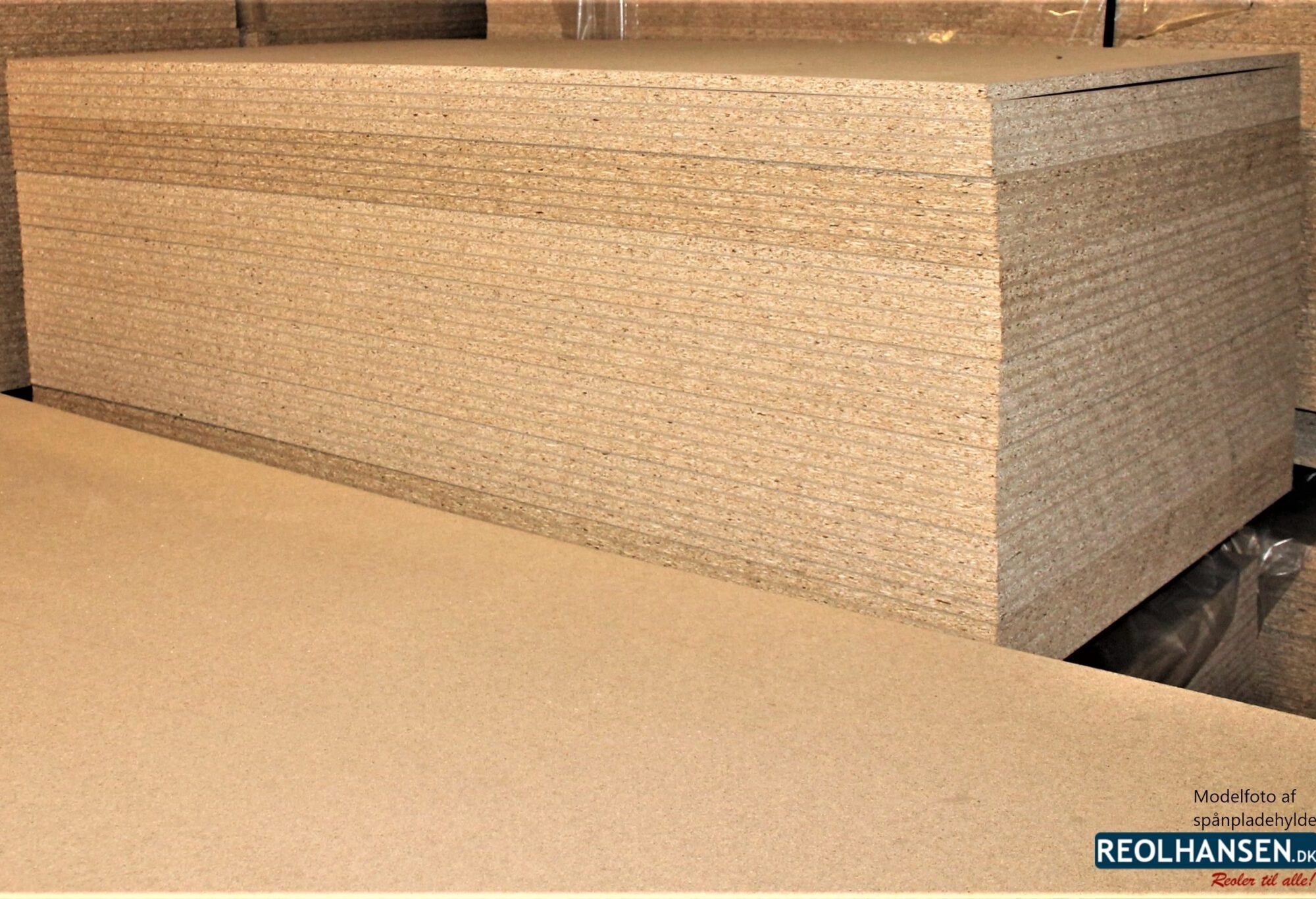 hyldeplade 1890x1100x19mmi spånplade