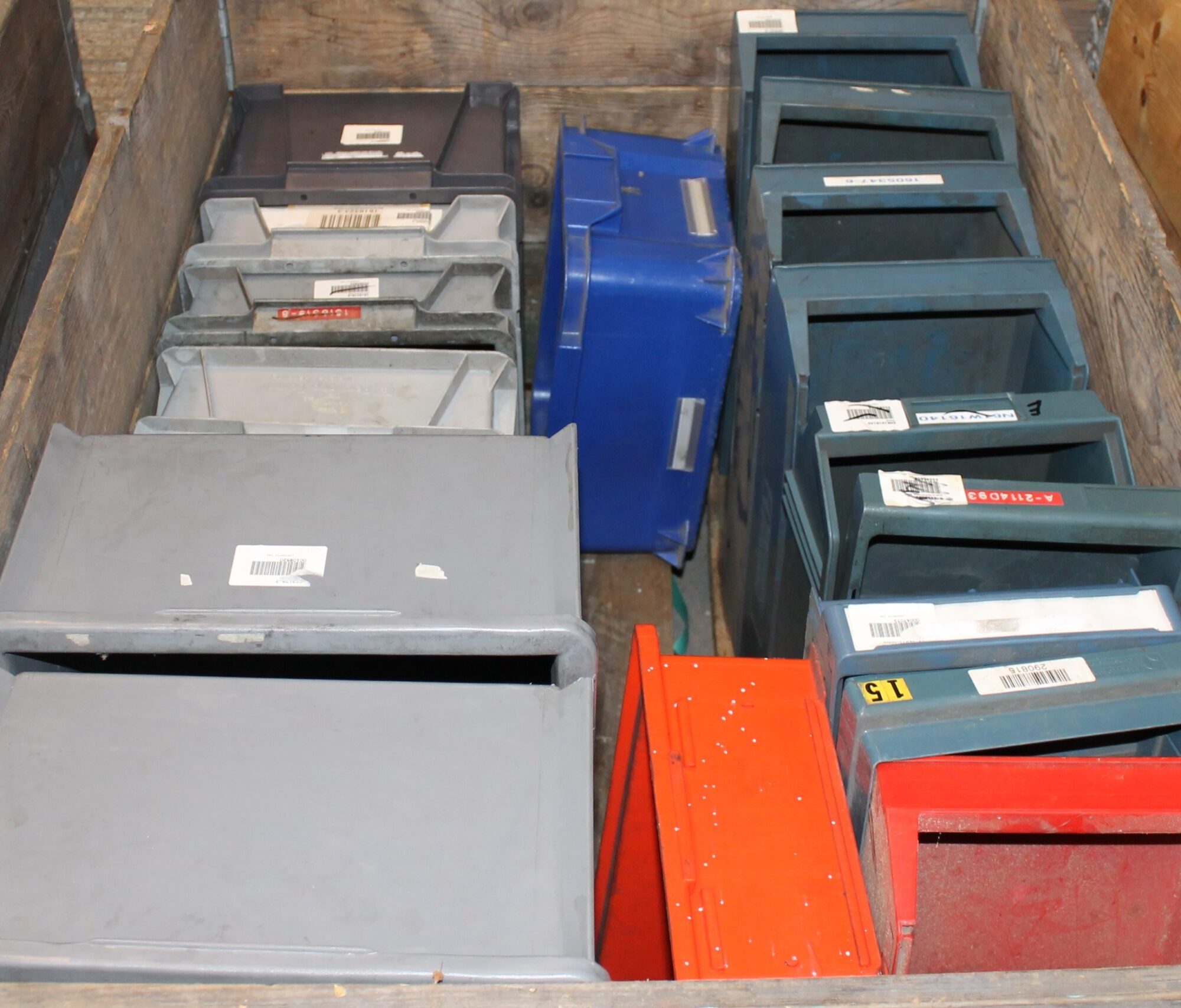 Brugte plastkasser restpartier