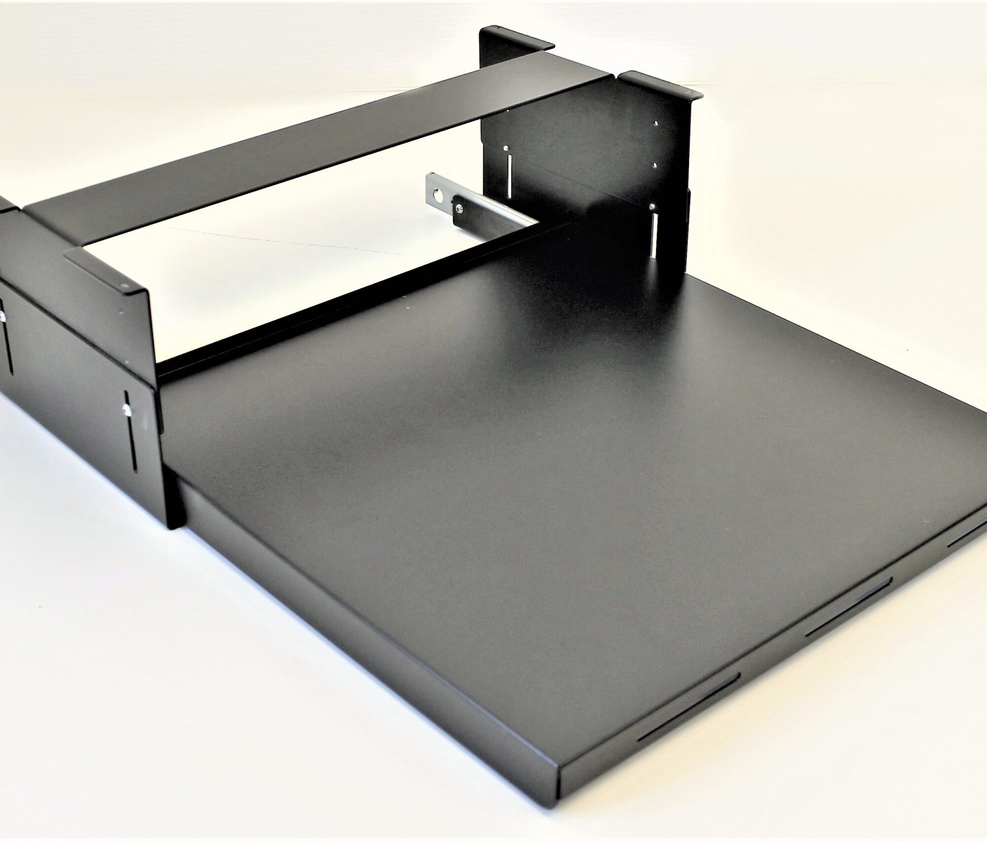 Udtrækshylde til skrivebord