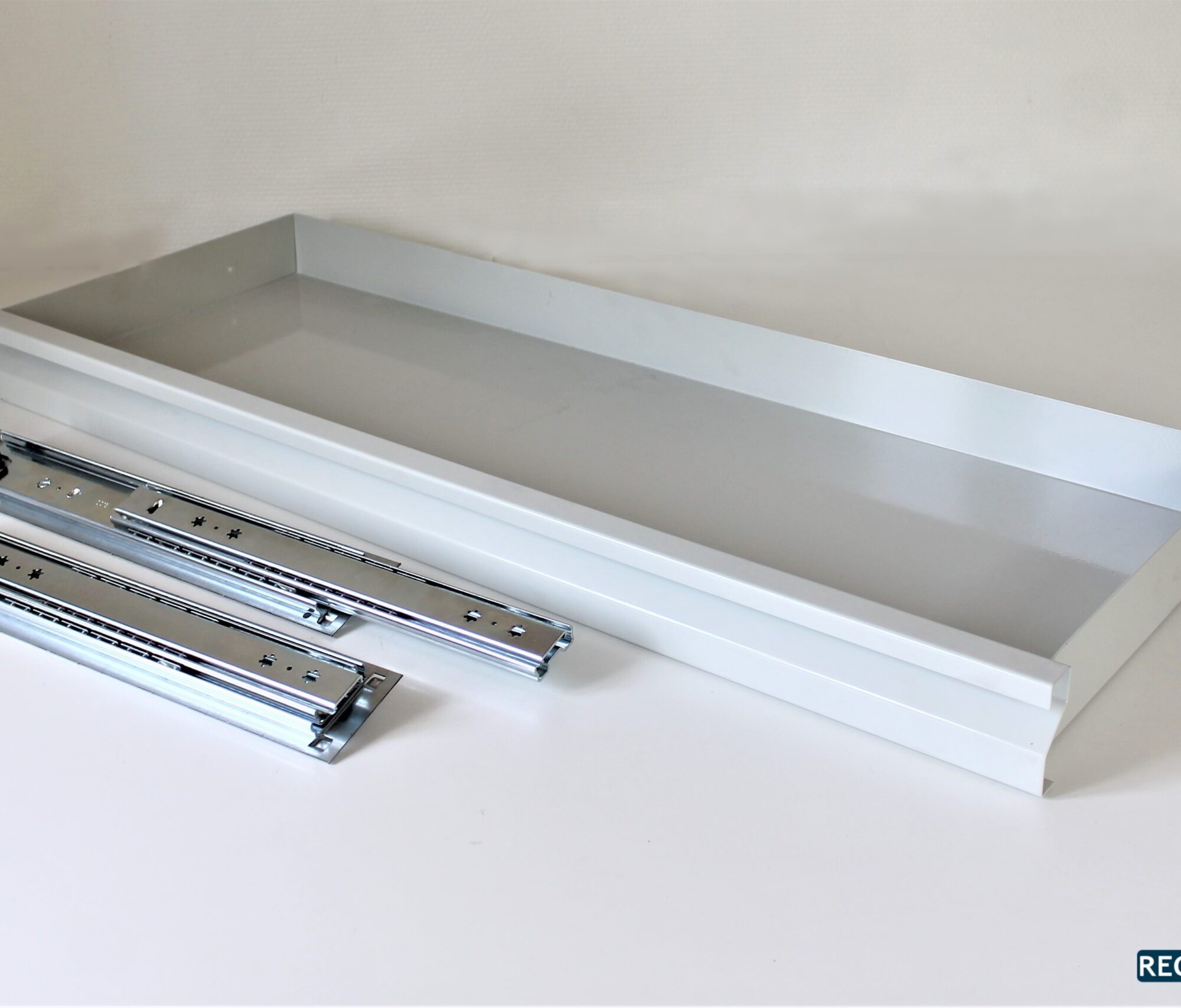 Udtræksskuffe på 75mm til Ad'vance lagerreol