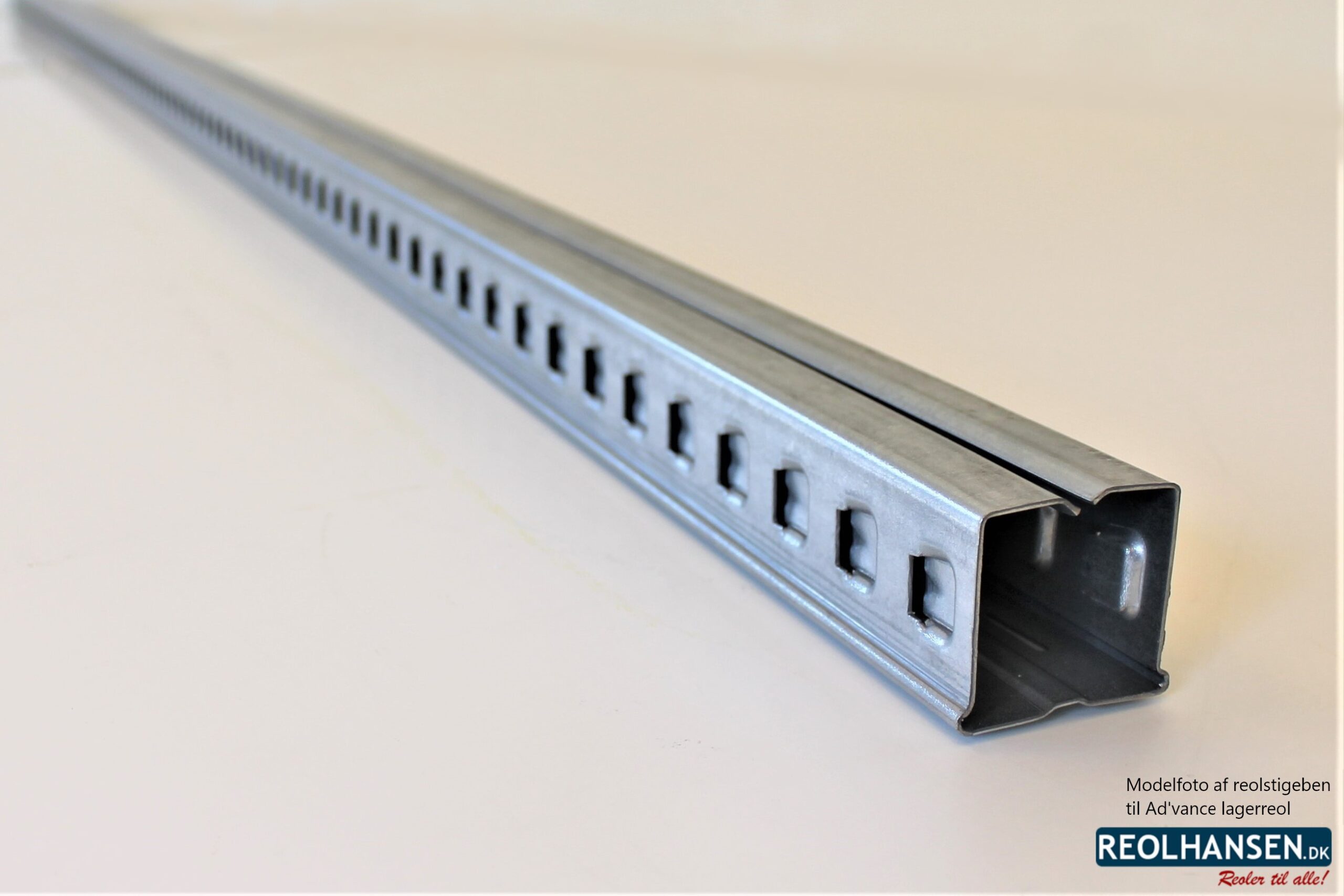 Ad'vance 2000mm reolstigeben 2