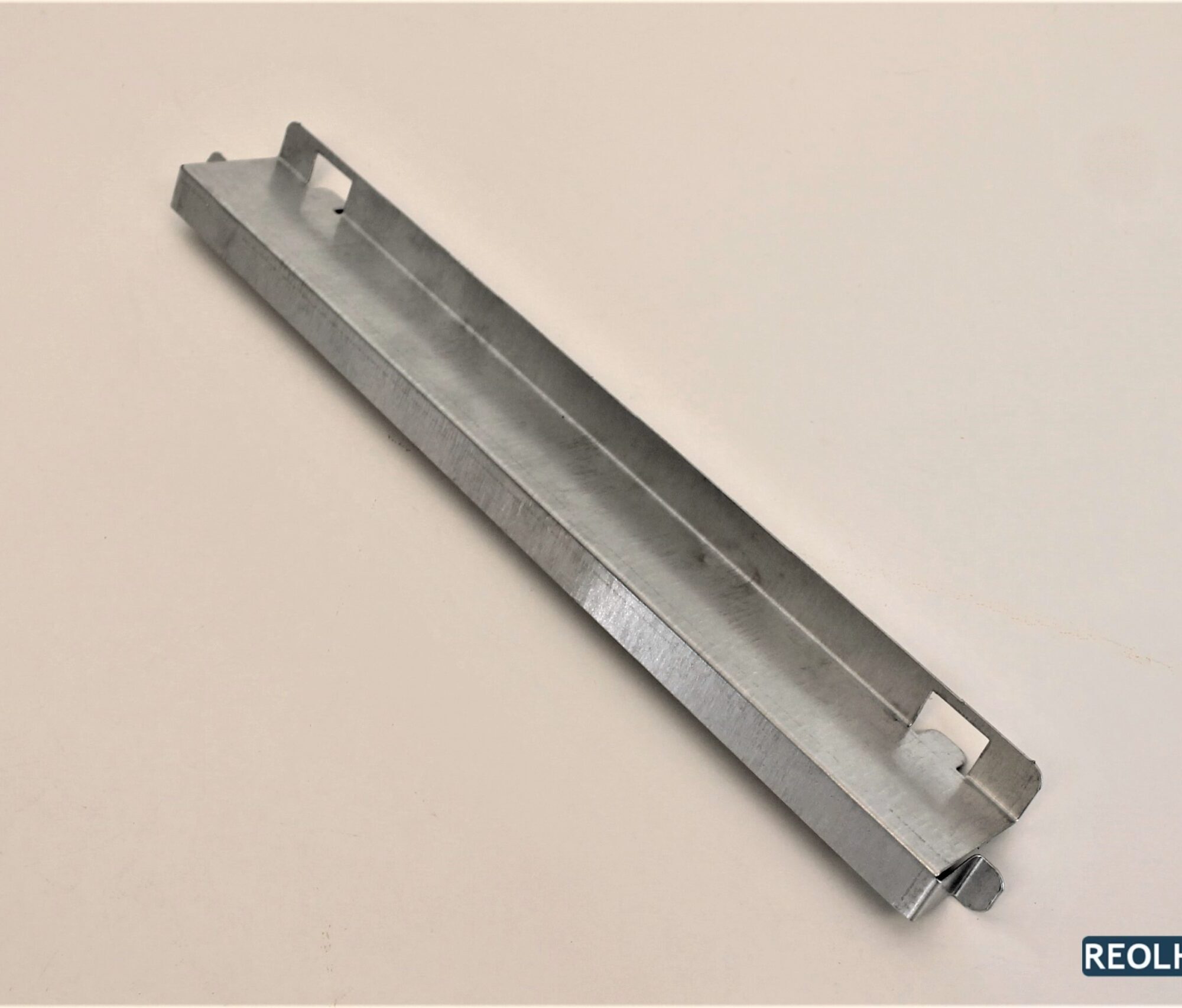 Hylde endestykke til Ad'vance lagerreol med stålplade gavlvæg