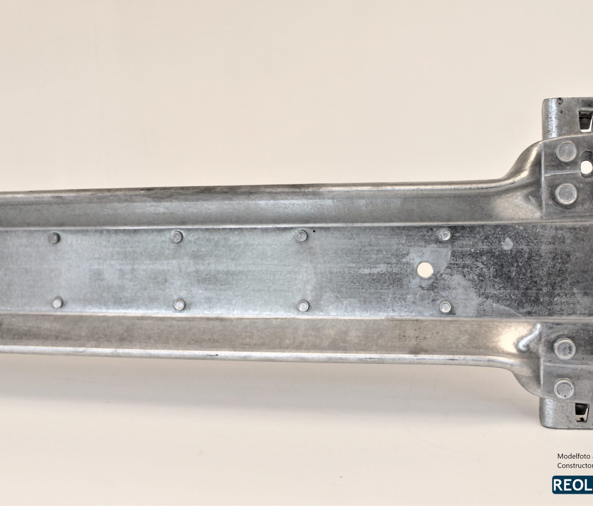 Constructor P90 Silverline reolbjælke