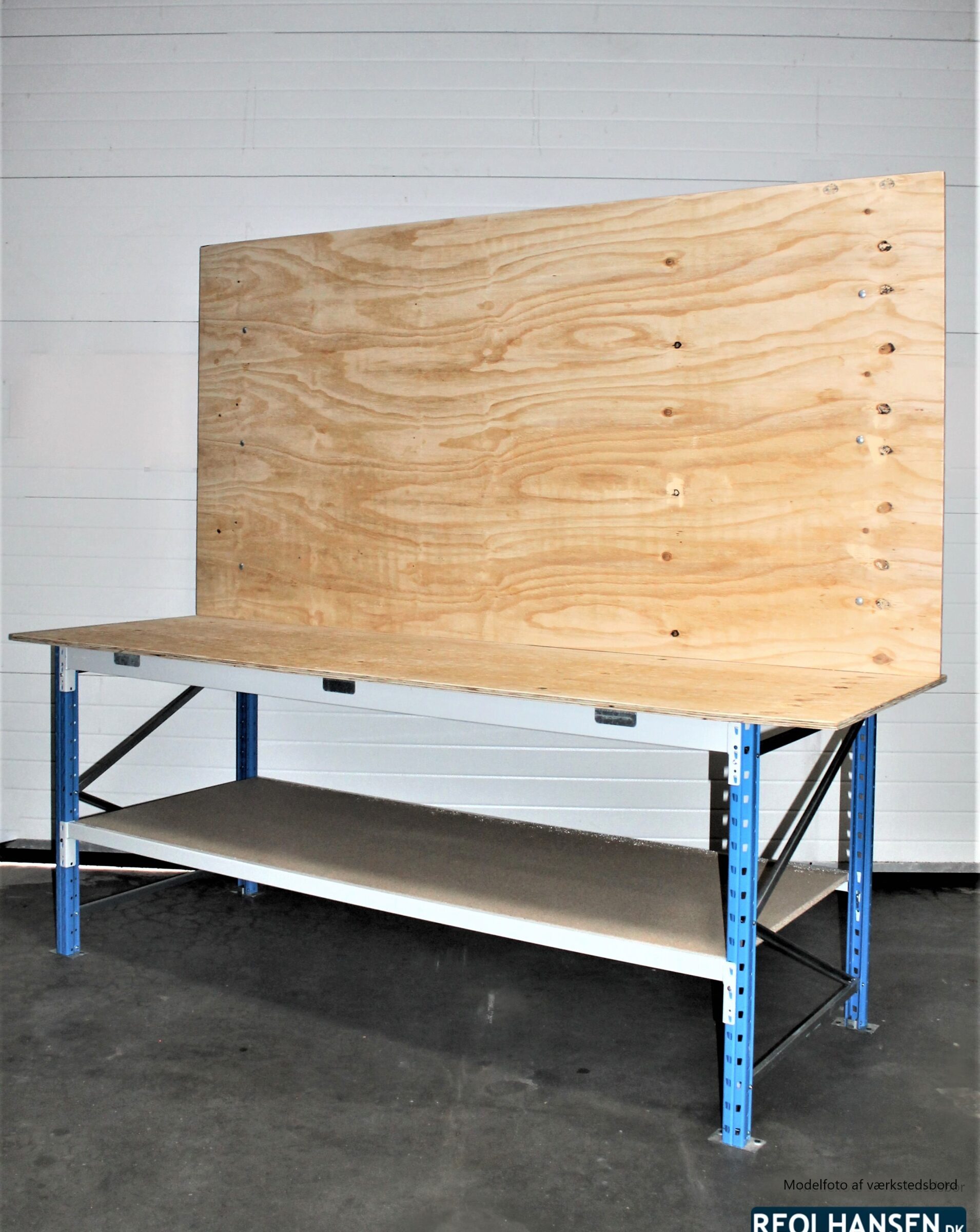 Værkstedsbord med bagplade