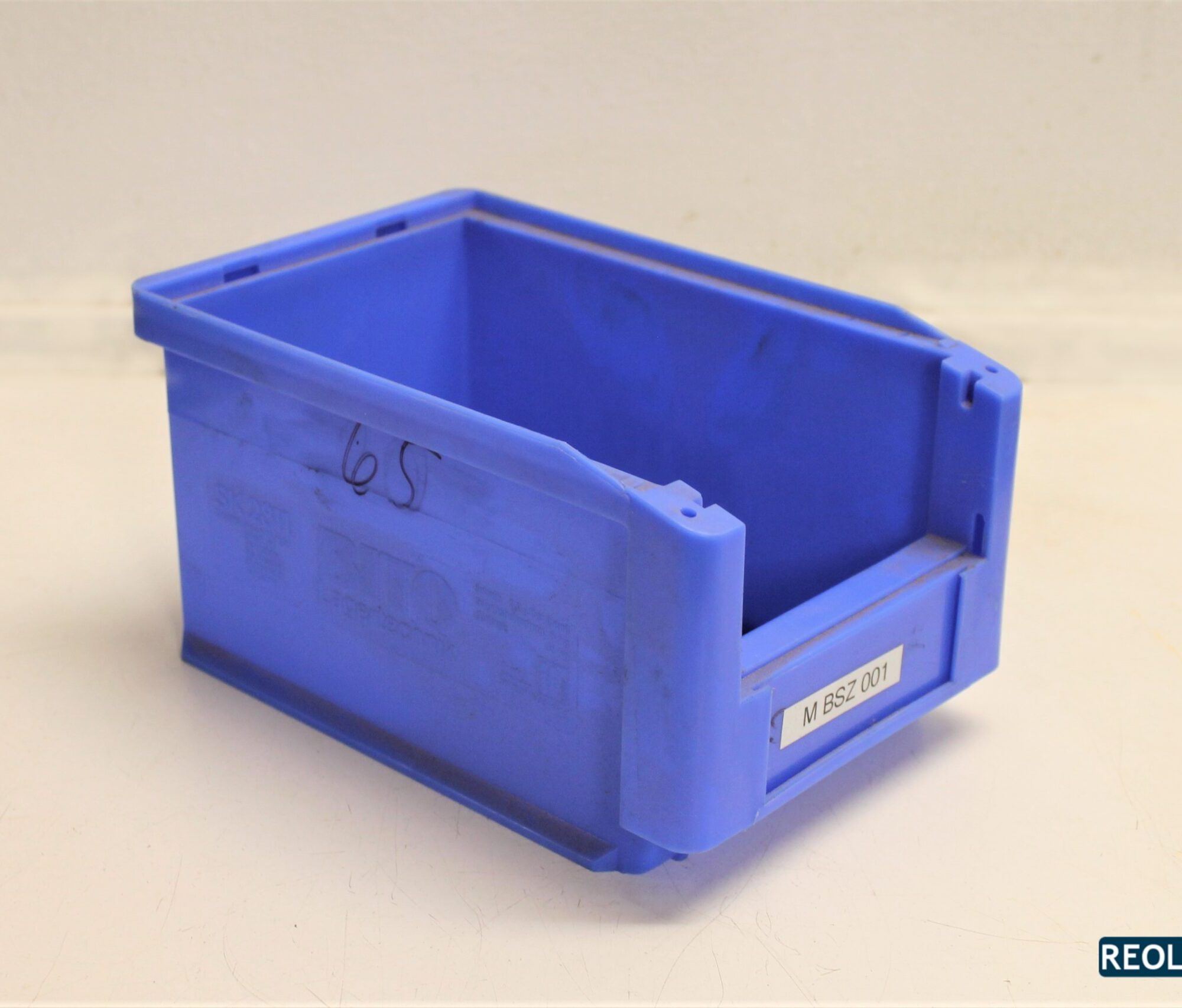 Blå plukkasse på 230x150x125 mm