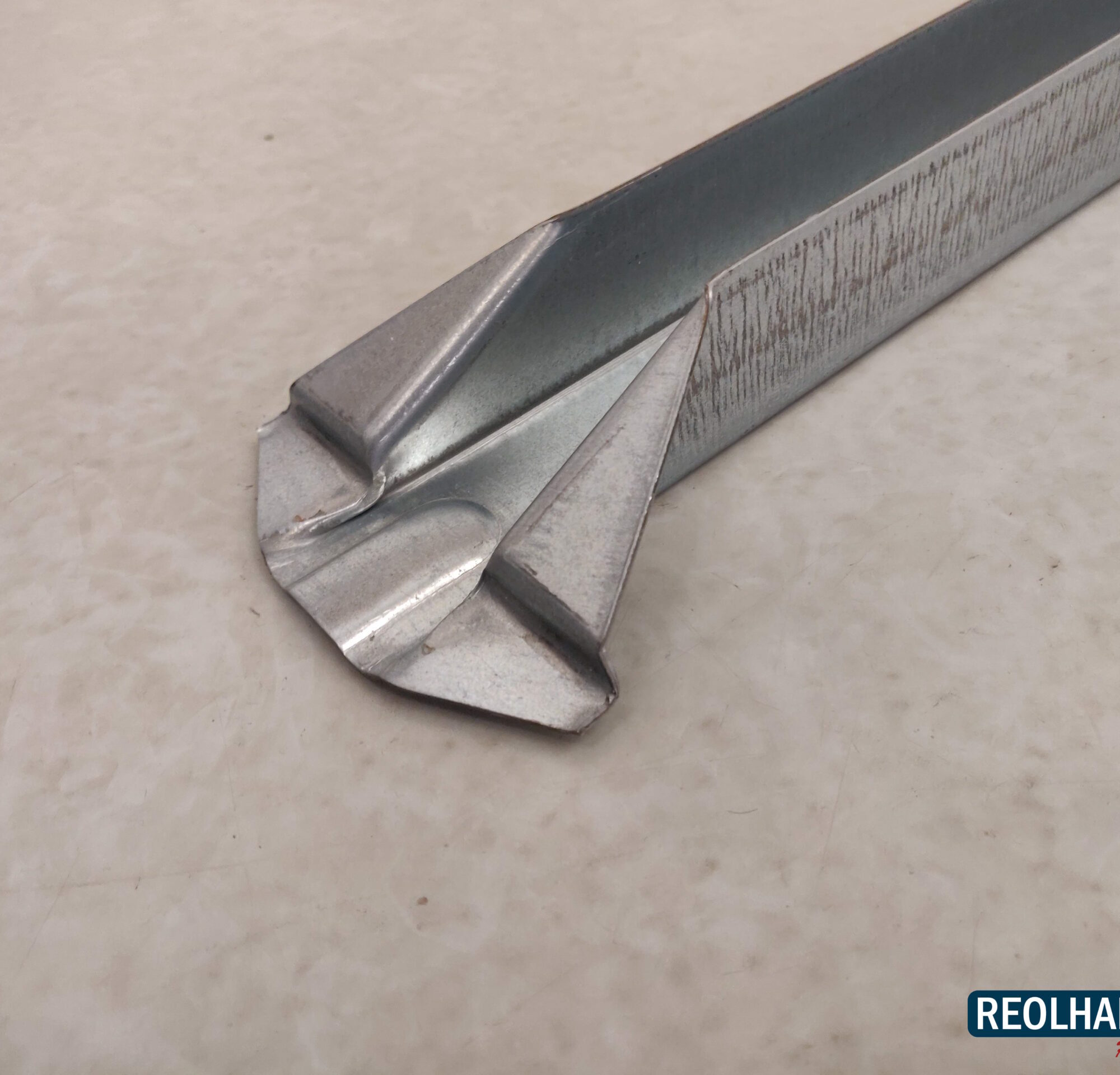 Universal stroe bund