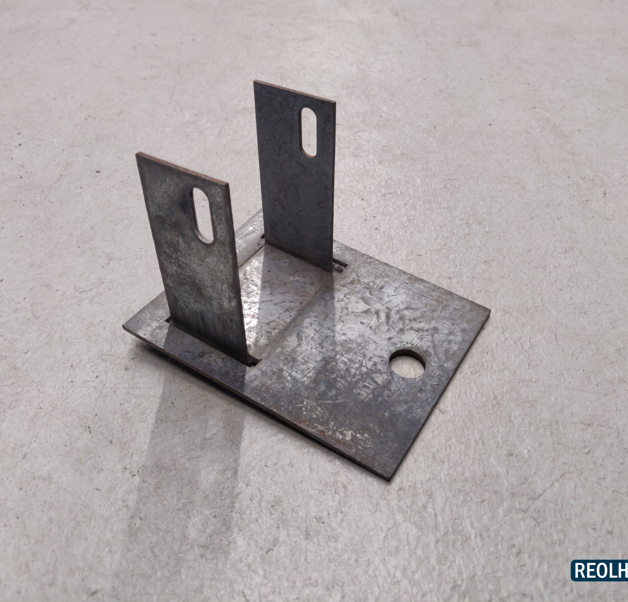 Fod til model Vestergaard med baggrund