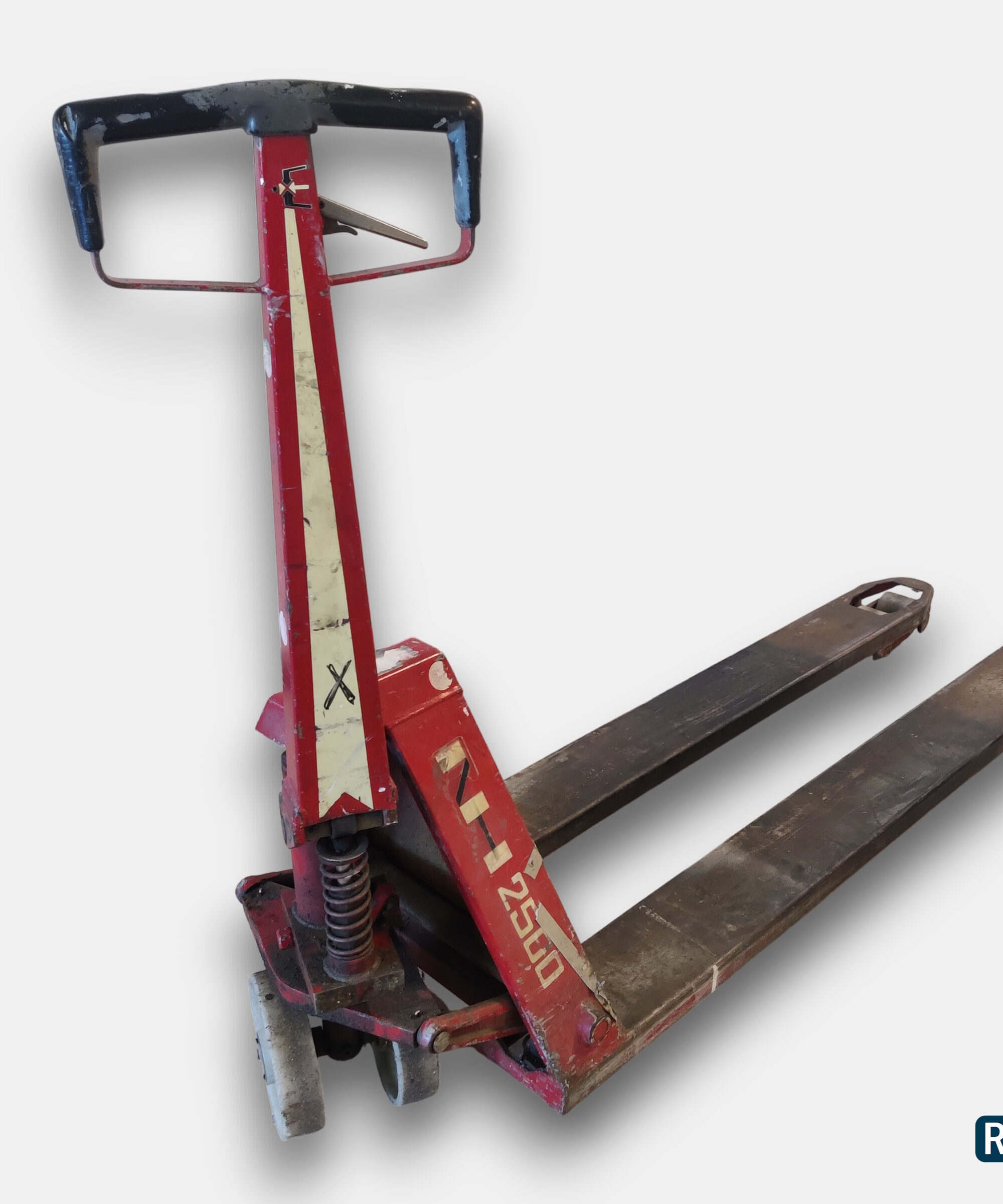 Brugt palleløfter med ekstra lange gafler