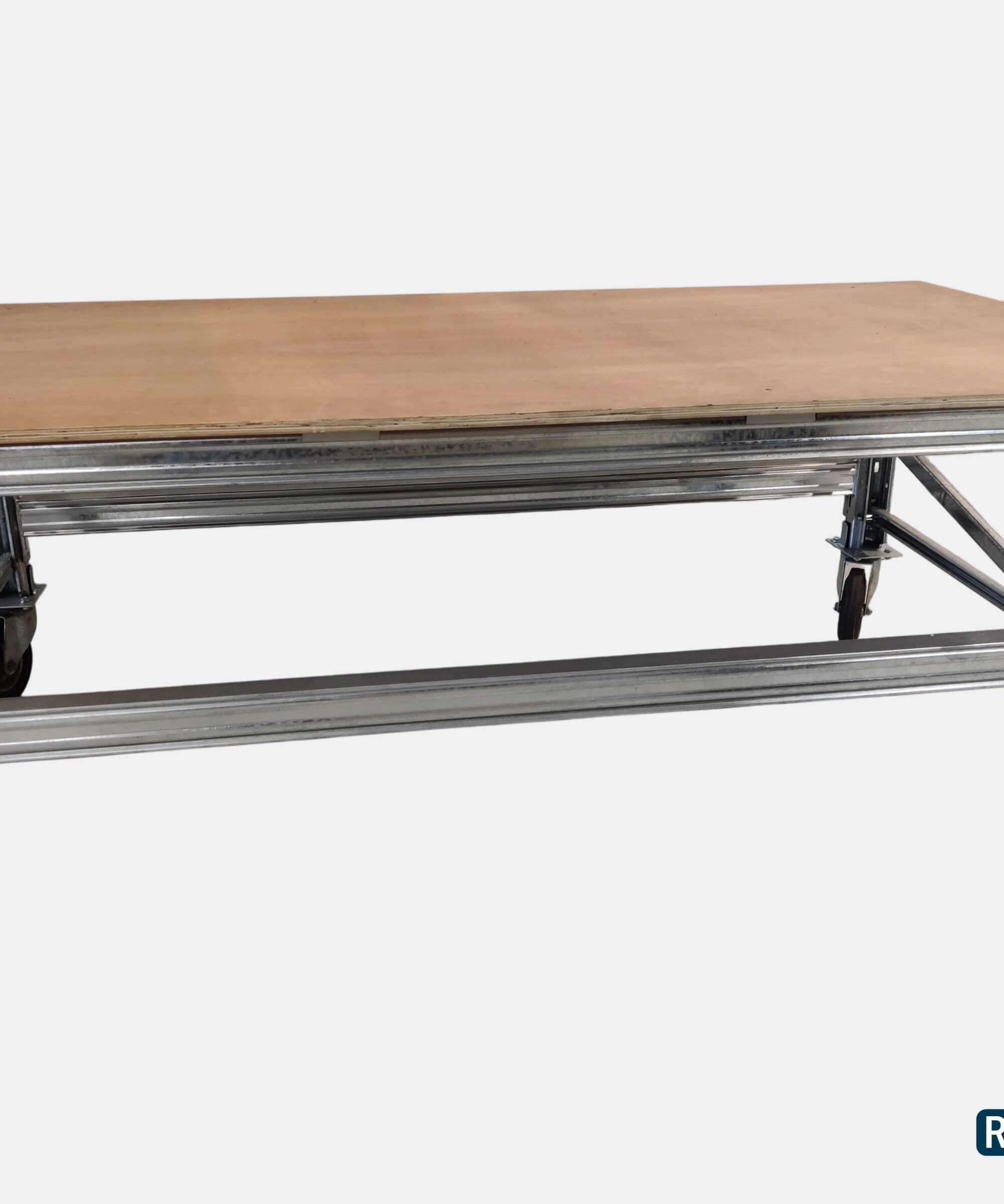 Brugt Arbejdsbord på hjul 2200 x 1220 x 850 mm