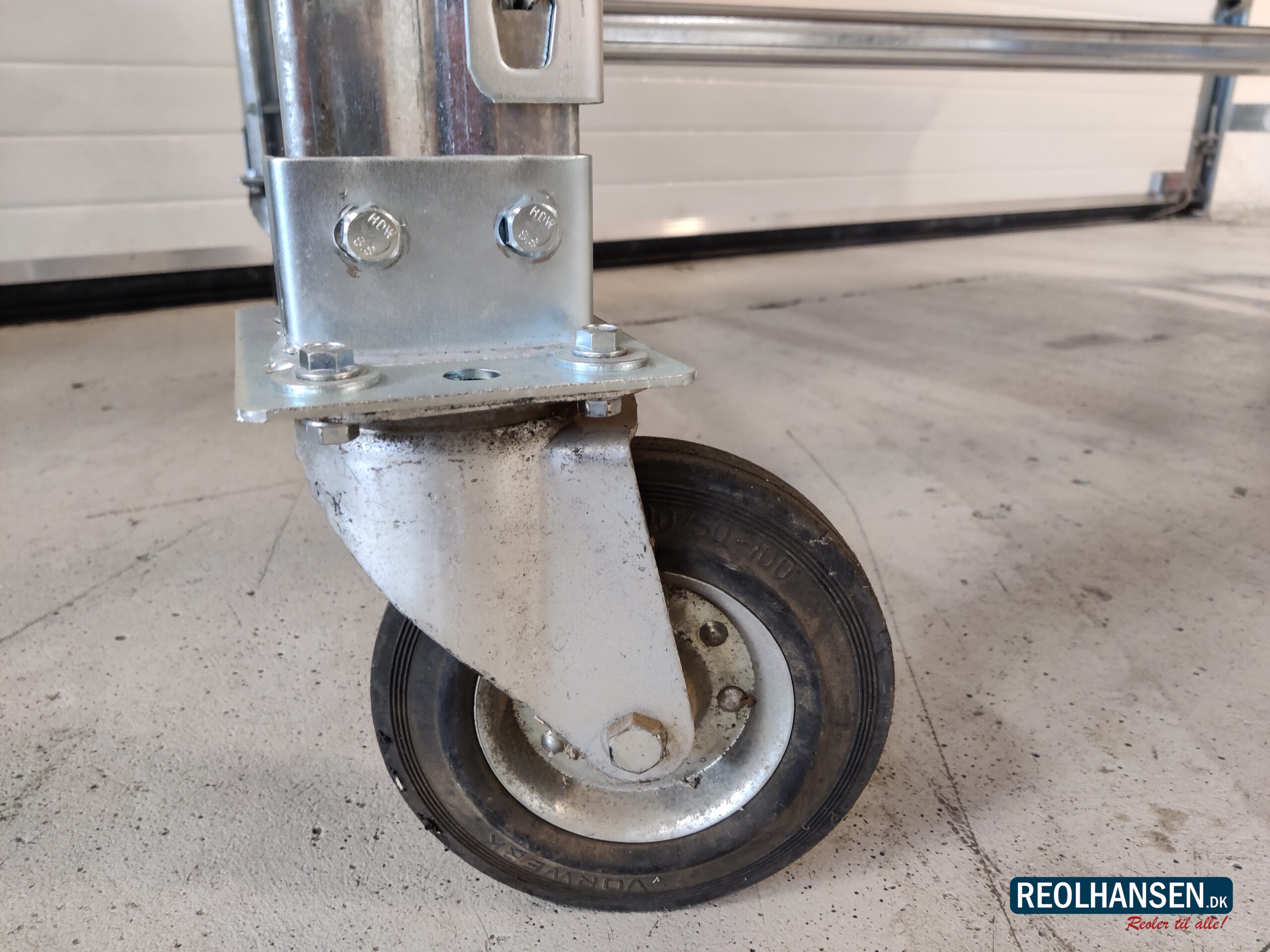 Brugt Arbejdsbord på hjul 2200 x 1220 x 850 mm - Billede 2