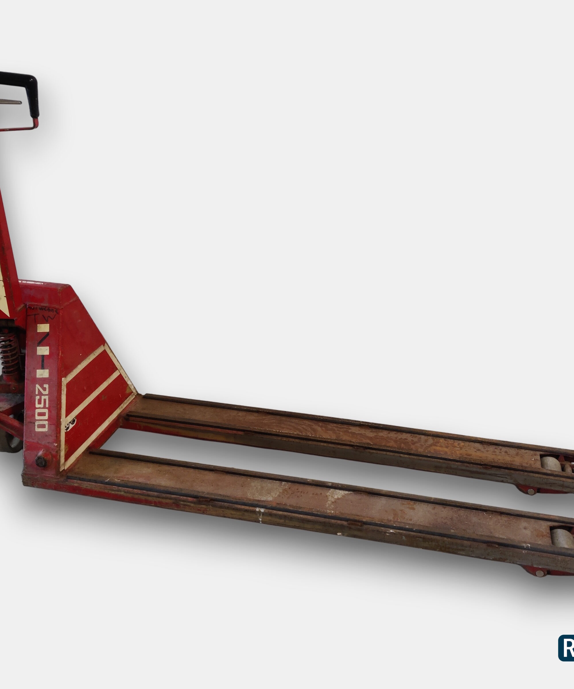 Brugt Palleløfter med ekstra lange gafler.